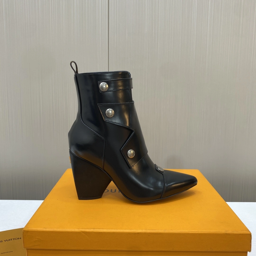 COCO-- 8V 1AD1TF cowhide sheepskin Heel height：9.5CM item:D-X000I0307